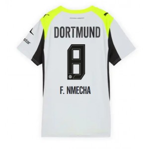 Fotbalové Dres Borussia Dortmund Felix Nmecha #8 Dámské Venkovní Oblečení 2025-26 Krátký Rukáv